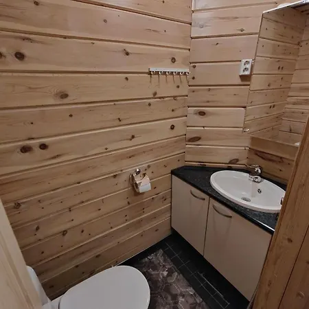 Cozy In Centre With Extra Guest Cabin - Savottakaemppae Dağ evi Luosto
